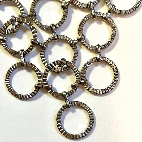 free 🆓 with $15 purchase! - Picture 5 of 10